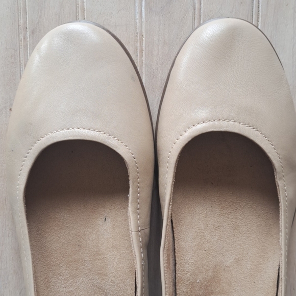 NATURALIZER FLEXY SLIP ON FLATS - Picture 11 of 11